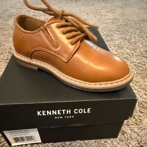 Kenneth Cole Kids' Cognac Lace-Up Dress Shoe